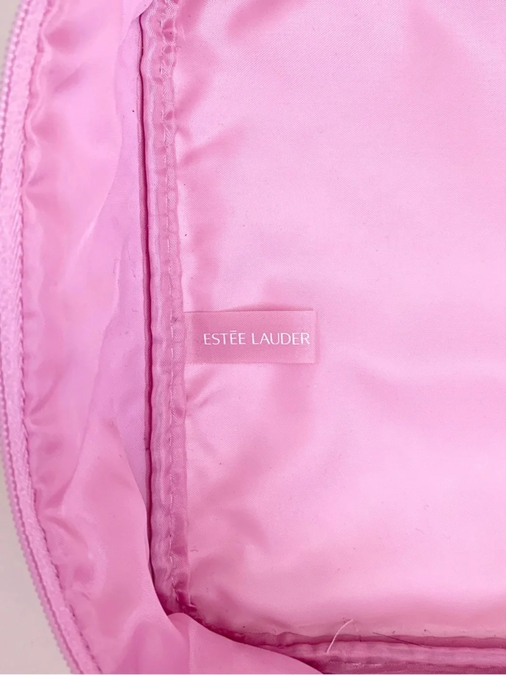 Hold NWOT Estée Lauder Pink vanity case